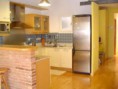 /album/fotogaleria%3a-reformas-ba%c3%b1os-y-cocinas/cocina-amarilla-jpg1/